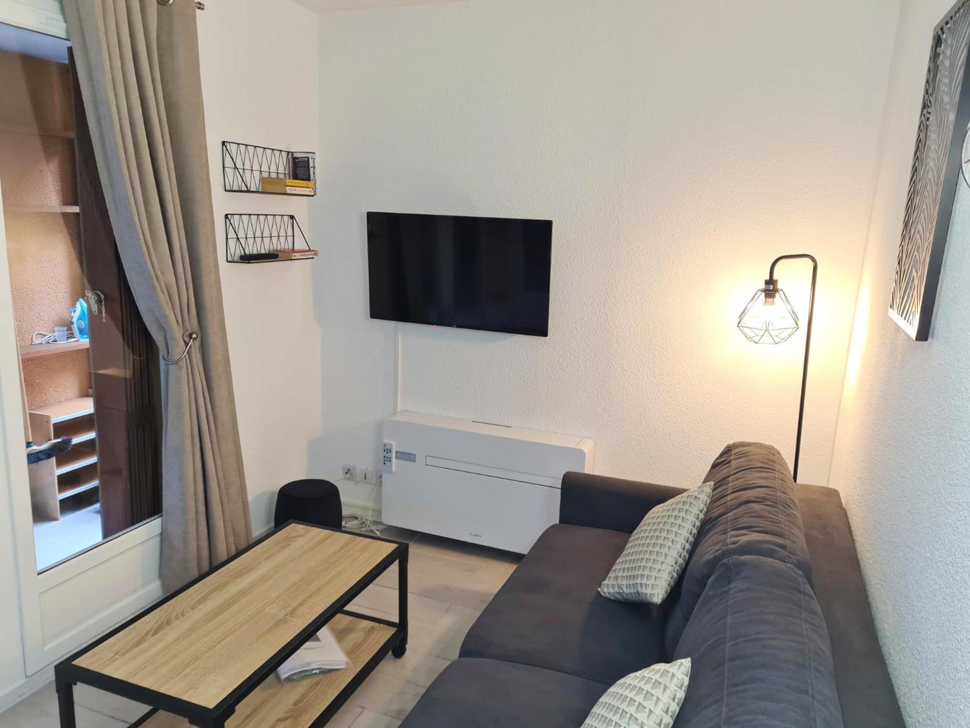 Superbe T2 climatisé, proche plage avec parking privé Saint-Cyprien  Extérieur photo